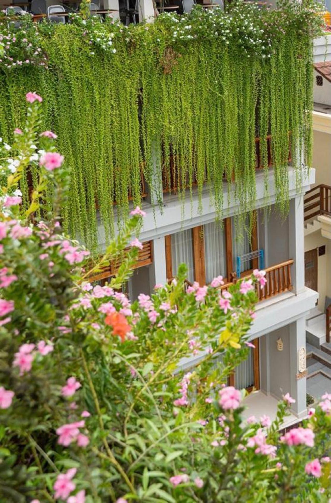 Komodo Lodge Labuan Bajo Zewnętrze zdjęcie