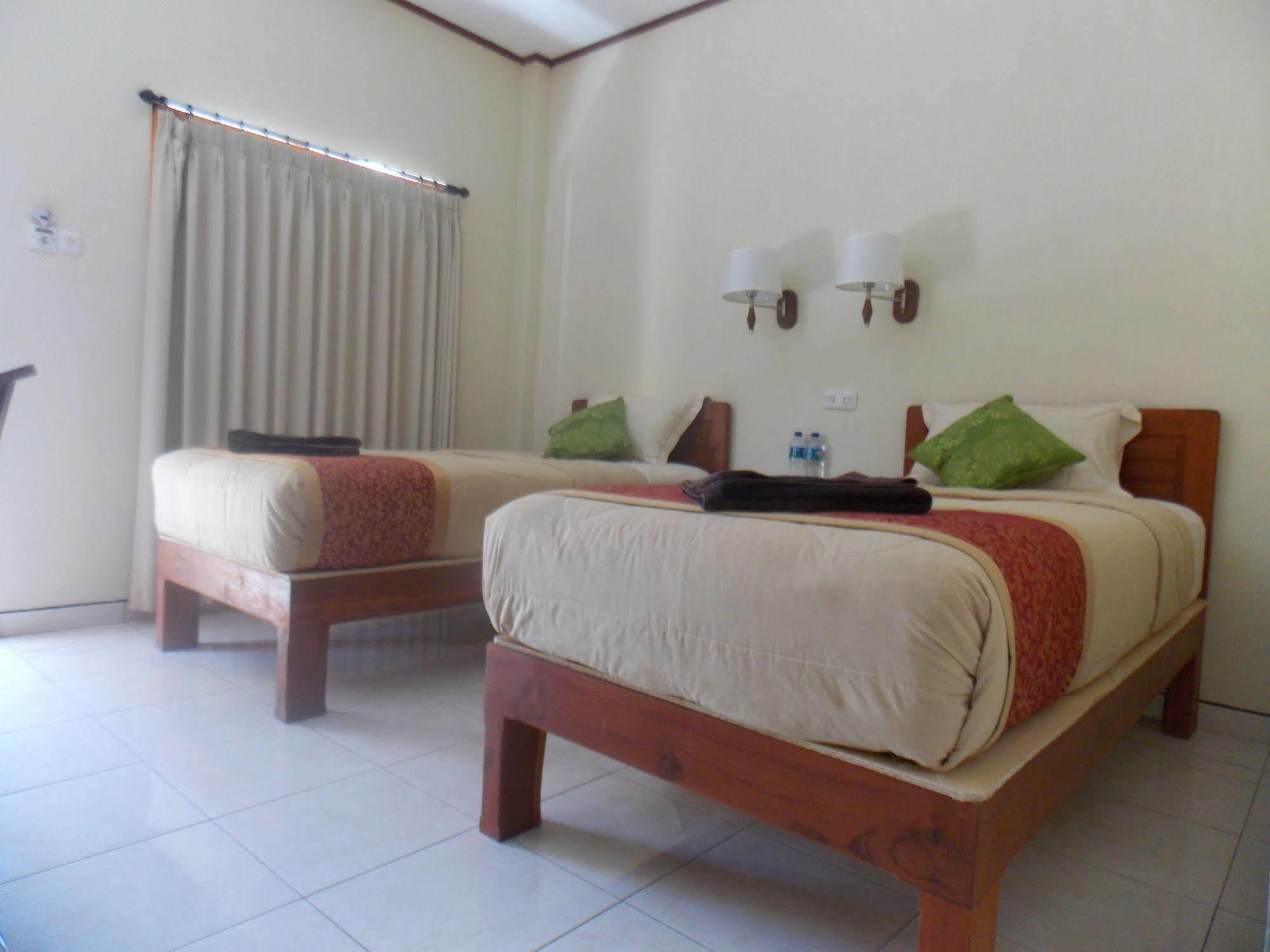 Komodo Lodge Labuan Bajo Zewnętrze zdjęcie