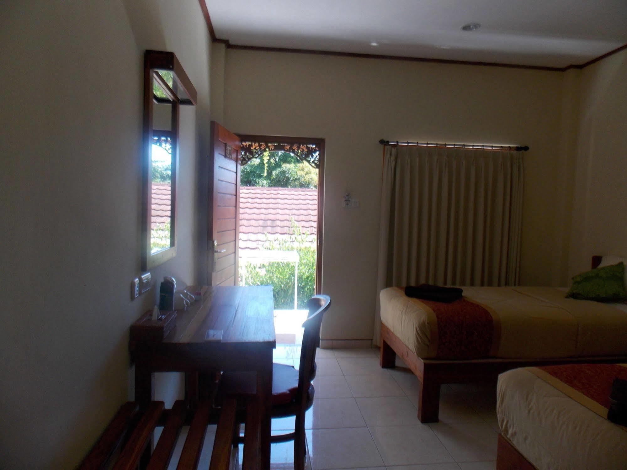 Komodo Lodge Labuan Bajo Zewnętrze zdjęcie