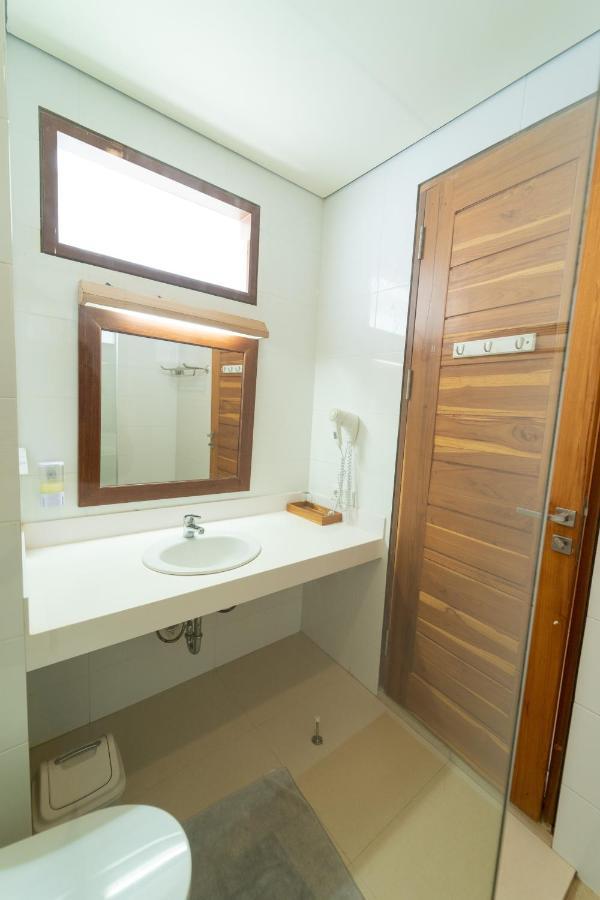 Komodo Lodge Labuan Bajo Zewnętrze zdjęcie