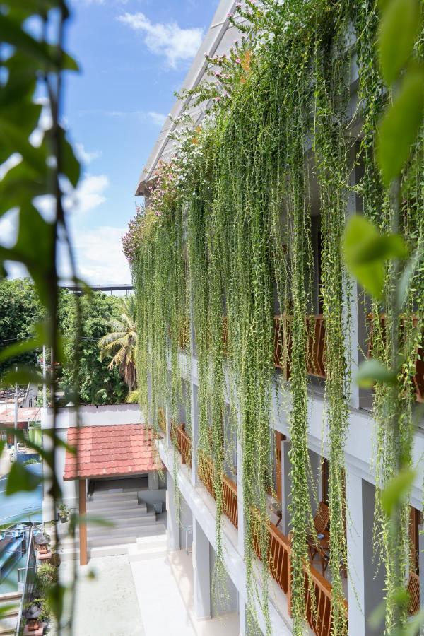 Komodo Lodge Labuan Bajo Zewnętrze zdjęcie